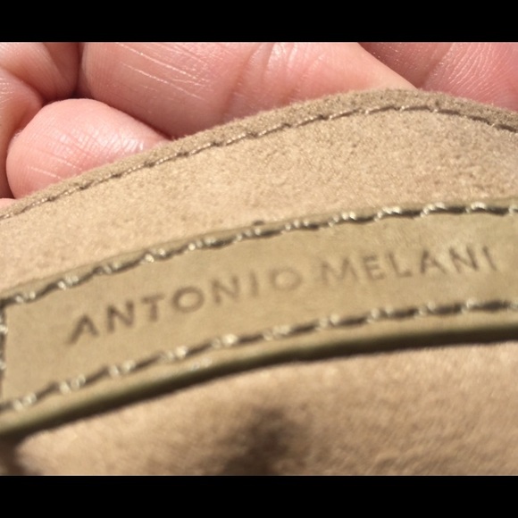 SALE🧨🧨ANTONIO MELANI PURSE - Picture 6 of 6